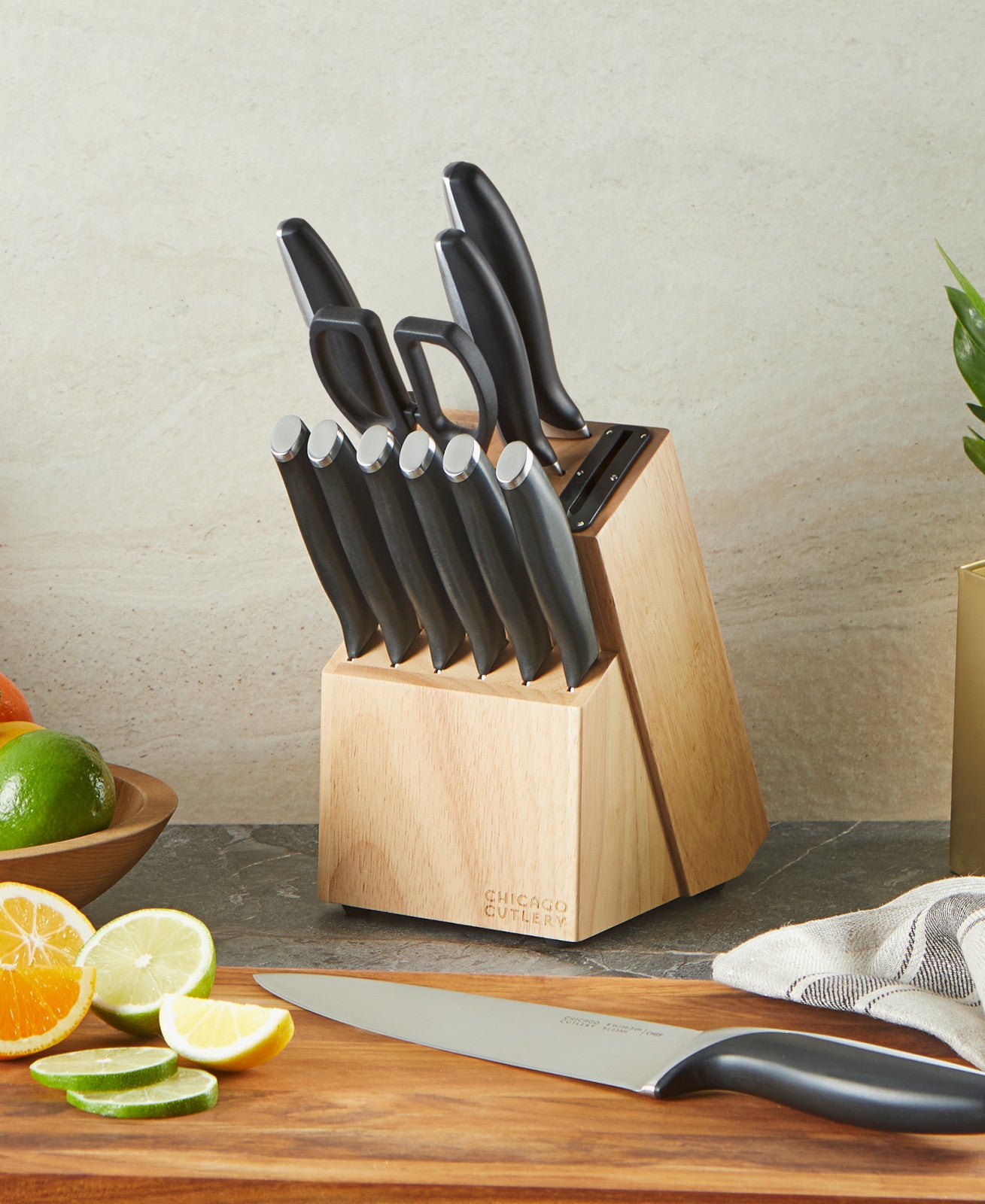 Chicago Cutlery® Avondale™ 12-piece Block Set - Image 2